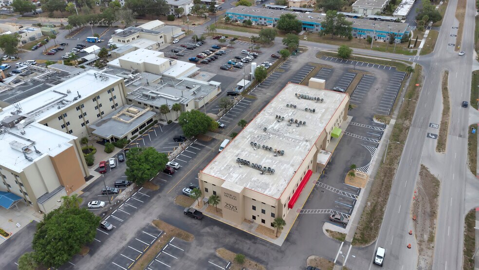 More Photos Of 2525 Harbor Blvd, Port Charlotte Medical For Lease