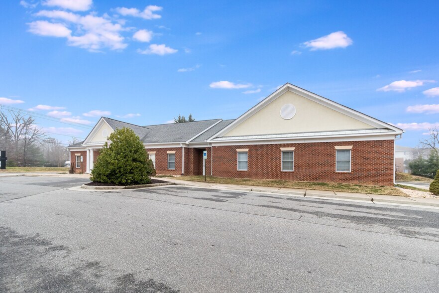 More Photos Of 2511 Salem Church Rd, Fredericksburg Medical For Sale