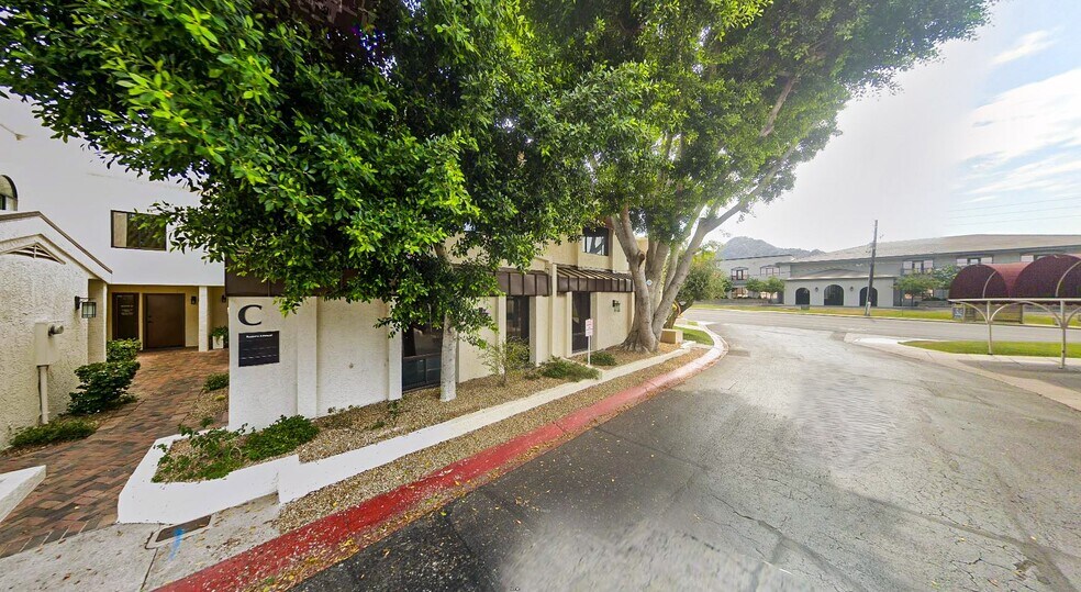 More Photos Of 7220 N 16th St, Phoenix Office For Lease