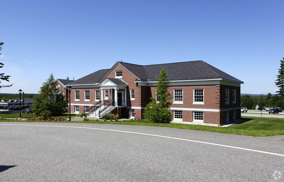 More Photos Of 60 Pineland Dr, New Gloucester Unknown For Lease