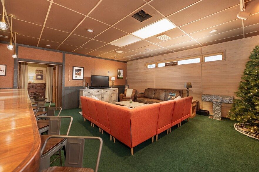 More Photos Of 312 4th Street St, Kremmling Light Manufacturing For Sale