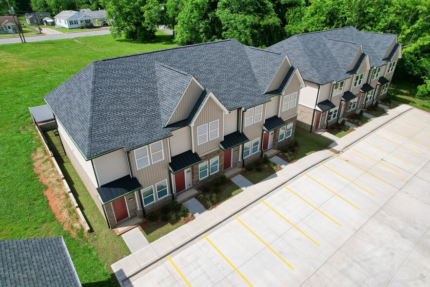 More Photos Of 501 Mill St, Lowell Apartments For Sale