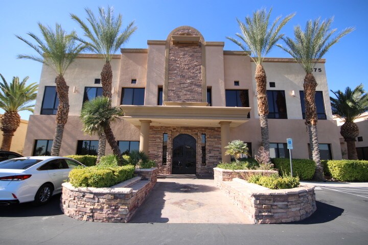 More Photos Of 2575 Montessouri St, Las Vegas Loft Creative Space For Lease