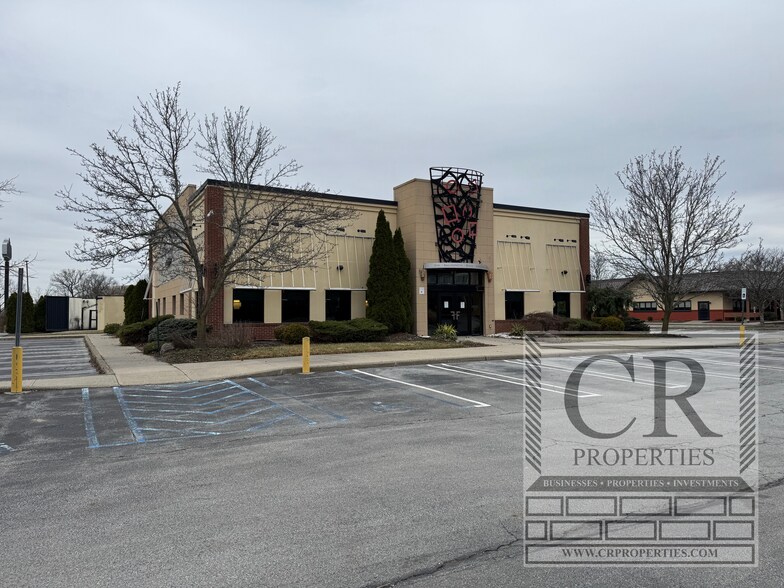 More Photos Of 23 Crystal Run Xing, Middletown Restaurant For Lease