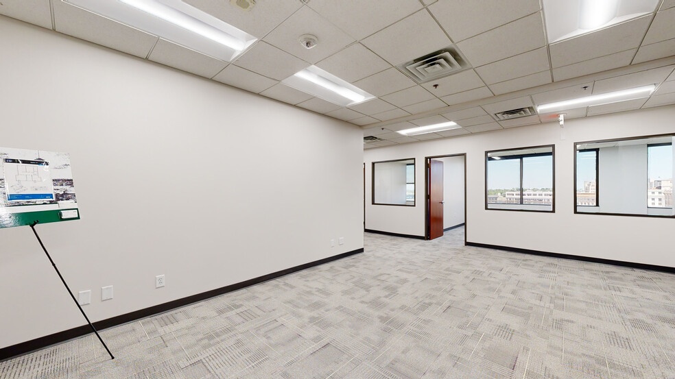 Primary Photo Of 711 Navarro St, San Antonio Office For Lease