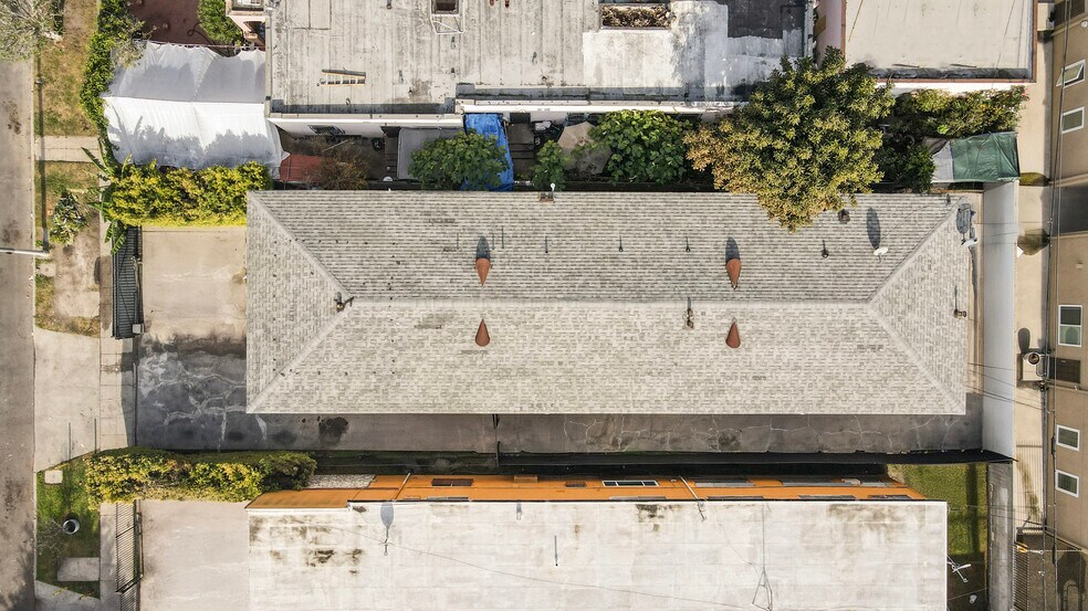 More Photos Of 2806 S Norton Ave, Los Angeles Multifamily For Sale