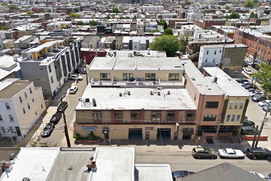 Primary Photo Of 1400-1414 S Darien St, Philadelphia Auto Repair For Sale