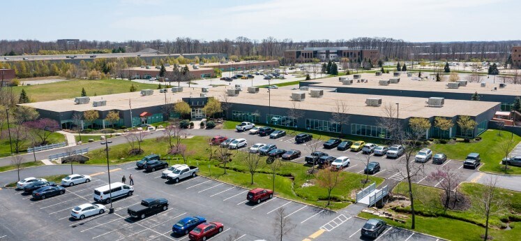 More Photos Of 800 Tech Center Dr, Gahanna Office For Sale