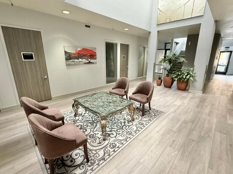 More Photos Of 1510 J St, Sacramento Office For Lease