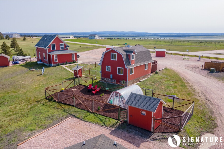 More Photos Of 115 Pine Haven Rd, Pine Haven Trailer Camper Park For Sale