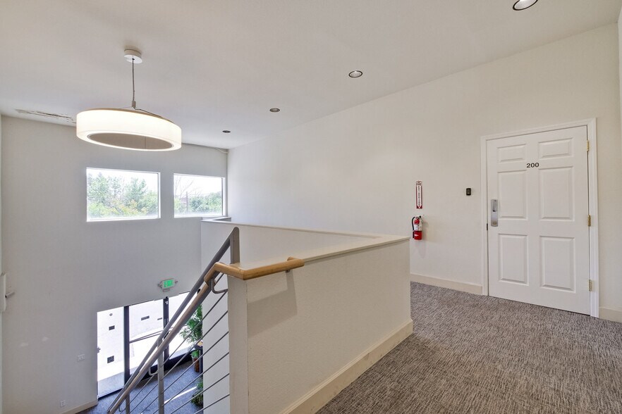 More Photos Of 853 Brown Rd, Fremont Research And Development For Lease