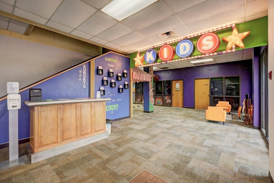 More Photos Of 1111 SW 89th St, Oklahoma City Specialty For Sale