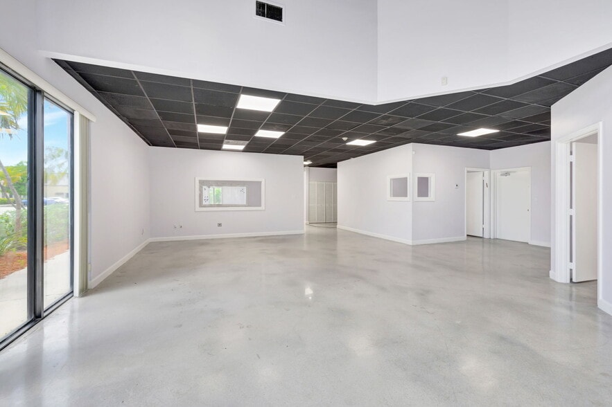 More Photos Of 2891 NW 22nd Ter, Pompano Beach Warehouse For Lease