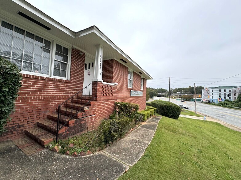 More Photos Of 5213 Armour Rd, Columbus Office Residential For Sale