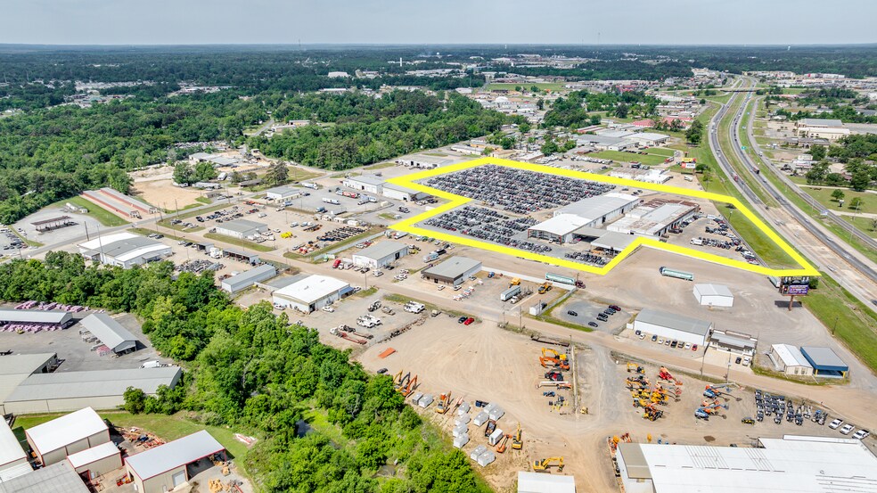 More Photos Of 208 Franklin Dr, West Monroe Distribution For Sale