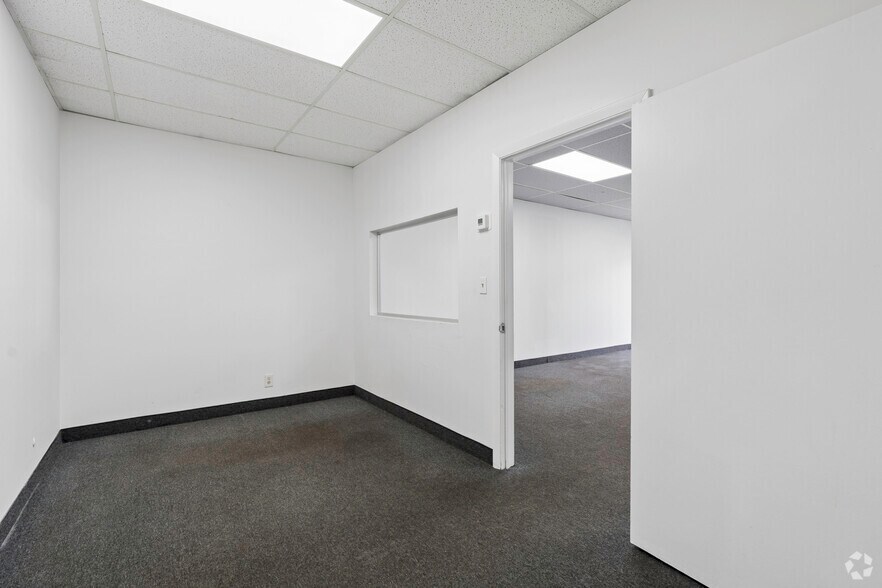 More Photos Of 2020 W McNab Rd, Fort Lauderdale Unknown For Lease