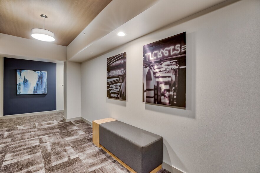 More Photos Of 2105 5th Ave, Seattle Apartments For Lease