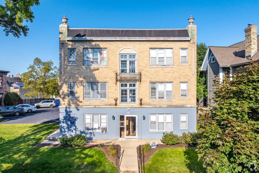 More Photos Of 1835 N 2nd St, Milwaukee Apartments For Sale