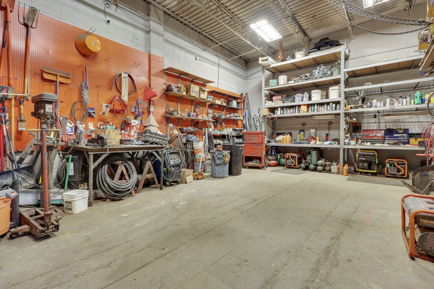 More Photos Of 1759 Old Leonard Ave, Columbus Warehouse For Sale