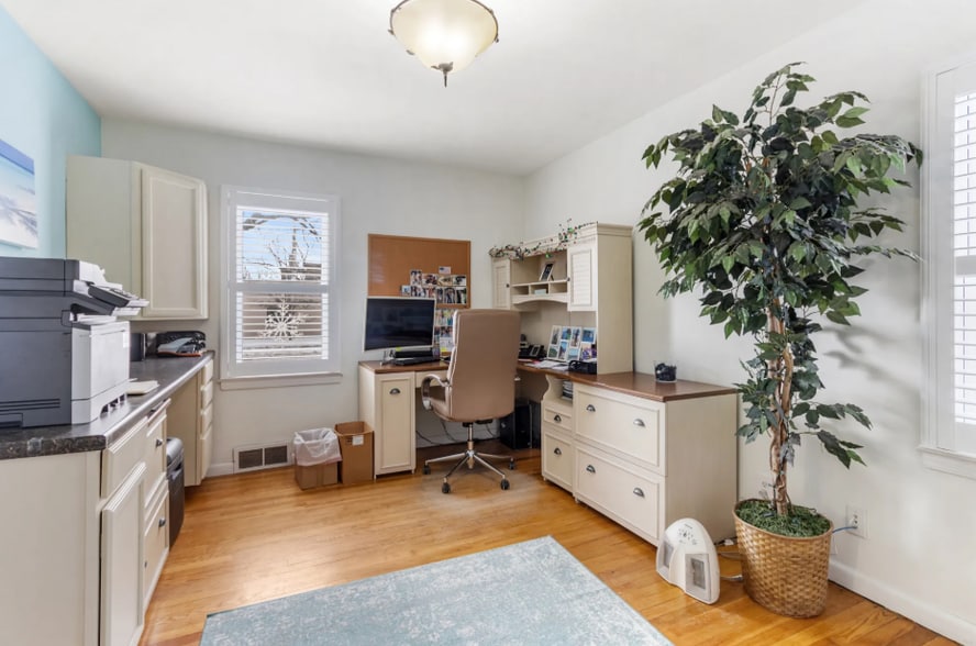 More Photos Of 3101 Rochester Rd, Royal Oak Office For Sale