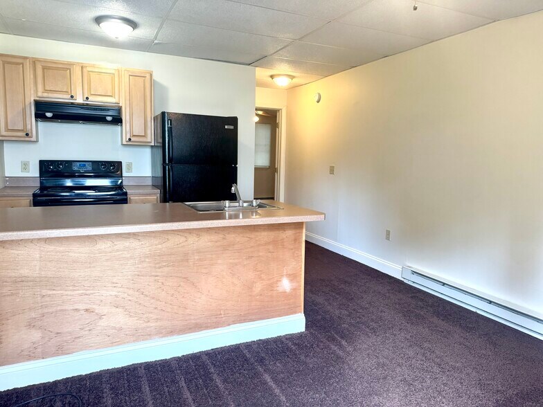 More Photos Of 230 E Water St, Slippery Rock Apartments For Sale