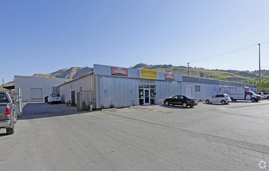More Photos Of 412 W 600 N, Salt Lake City Warehouse For Lease