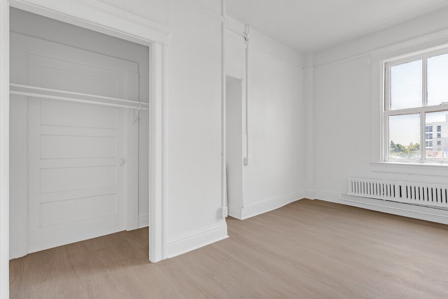 More Photos Of 1315 S Flower St, Los Angeles Apartments For Sale