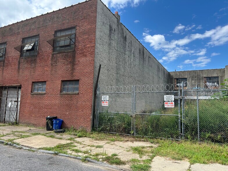 More Photos Of 2111-2141 E Rush St, Philadelphia Warehouse For Sale