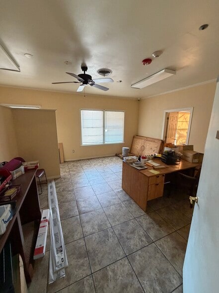 More Photos Of 7470 TX-154, Marshall Specialty For Sale