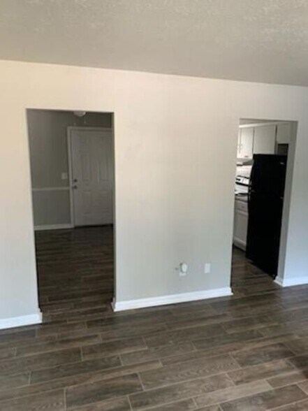 More Photos Of 323 S King Ave, Pine Mountain Apartments For Sale