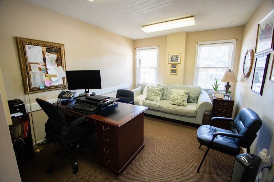 More Photos Of 309 E Main St, Pickens Storefront Retail Residential For Sale