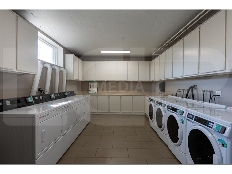 More Photos Of 1151 Sonora Ave, Glendale Apartments For Sale