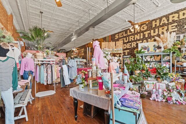 More Photos Of 113 W Main St, Watonga Storefront For Sale