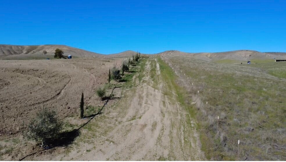 More Photos Of Tarina Ct @ Breckenridge & Comanche, Bakersfield Land For Sale