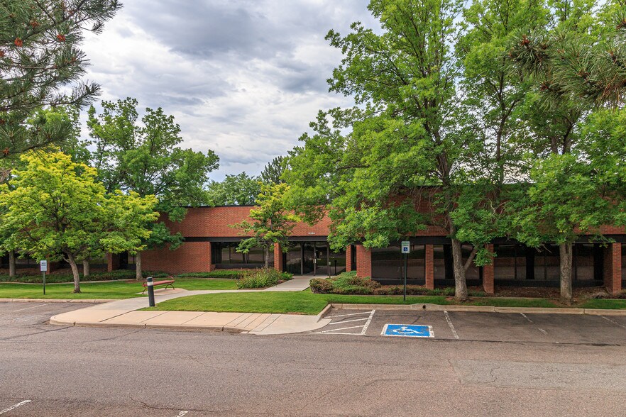 More Photos Of 10499 W Bradford Rd, Littleton Light Manufacturing For Sale