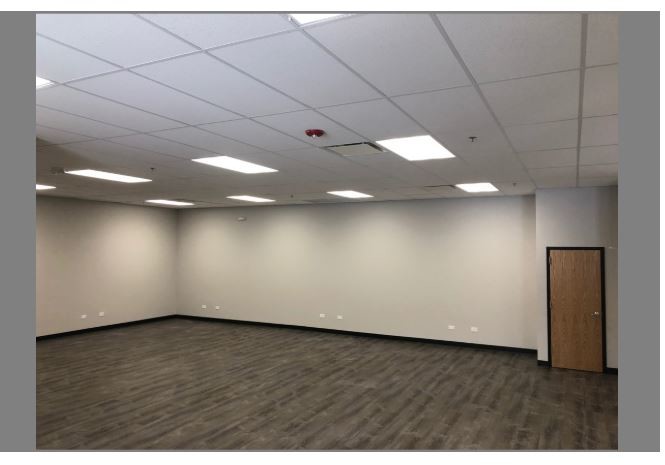 More Photos Of 731 S Route 21, Gurnee Office For Sale