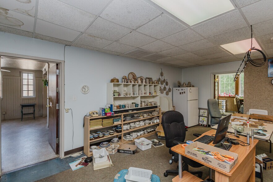 More Photos Of 920 Millington St, Winfield Storefront Retail Office For Sale