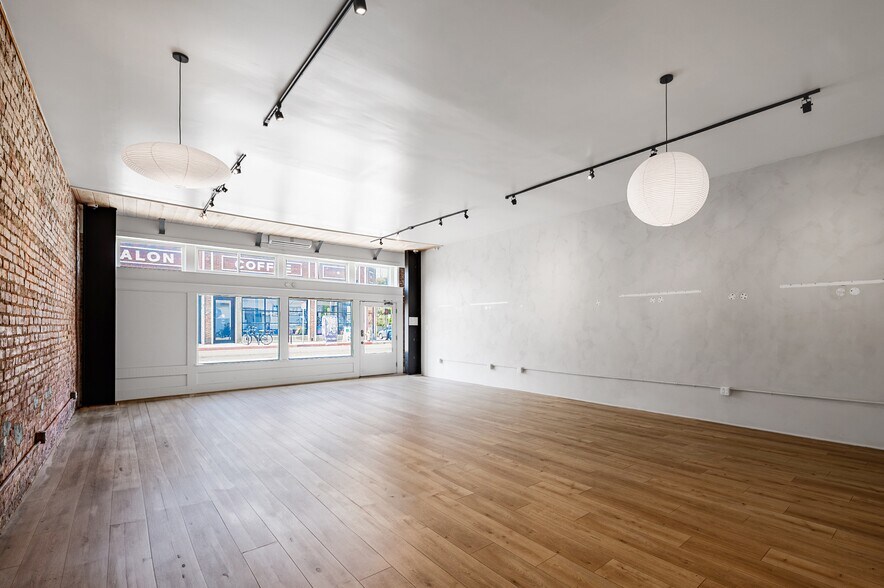 More Photos Of 900-904 Pacific Ave, Venice Office For Sale