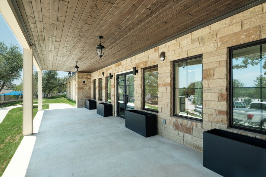 More Photos Of 1011 Wilson Ranch pl, Cedar Park Loft Creative Space For Lease