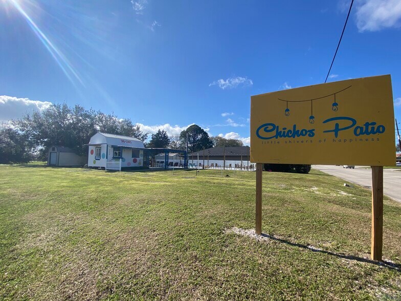 More Photos Of 6050 39th St, Groves Storefront Retail Office For Sale