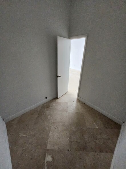 More Photos Of 2400 W Sample Rd, Pompano Beach Storefront Retail Office For Sale