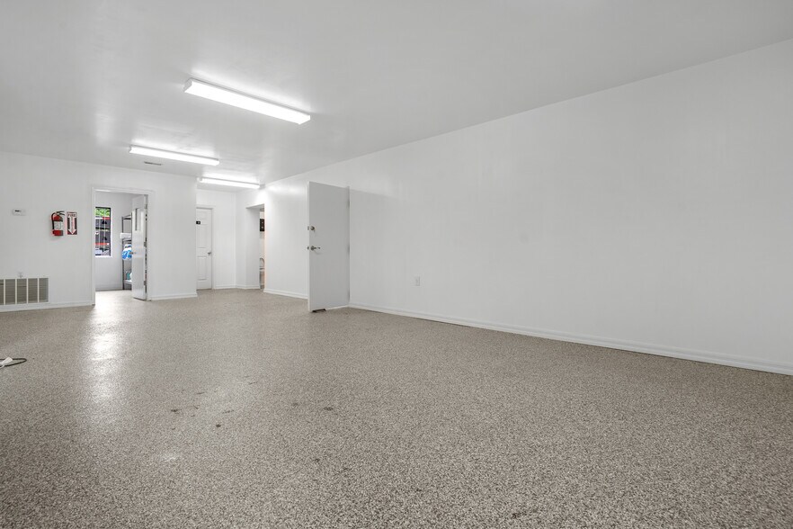 More Photos Of 1227 Deeds Ave, Dayton Warehouse For Lease