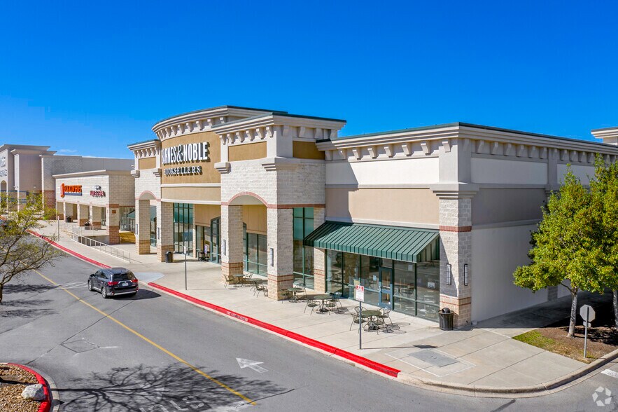More Photos Of 11309-11323 Bandera Rd, San Antonio Unknown For Lease