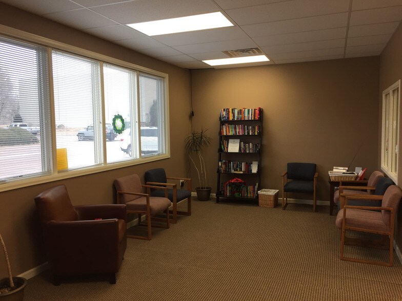 More Photos Of 5030 Edison Ave, Colorado Springs Medical For Lease