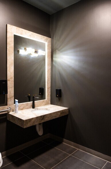 More Photos Of 320 Texas Ave, El Paso Office For Lease