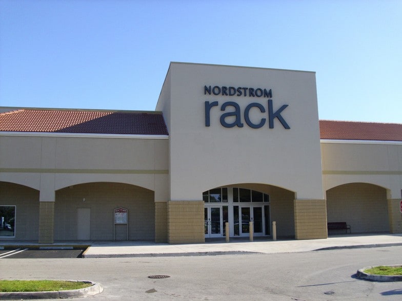 More Photos Of 20401 Biscayne Blvd, Aventura Unknown For Lease