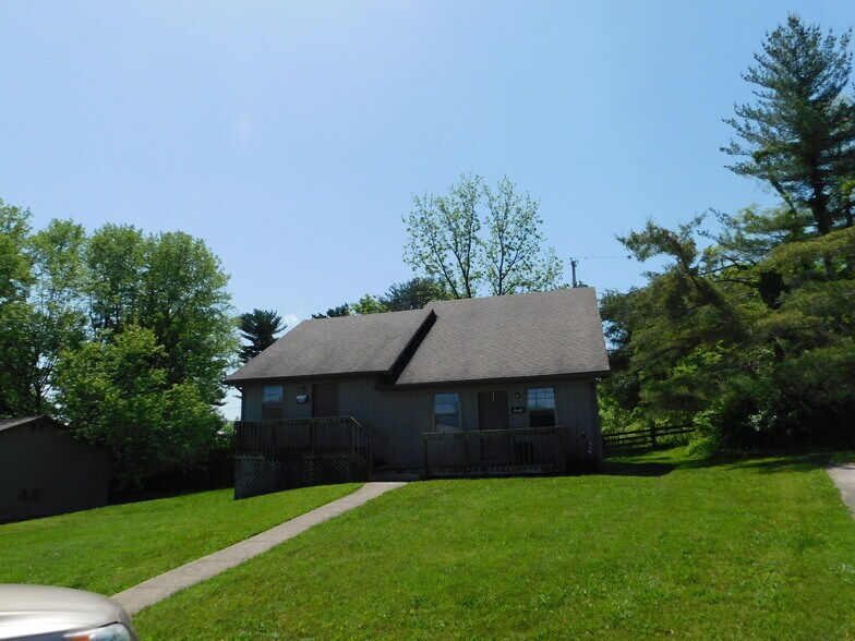 More Photos Of 100 Walnut Tree Dr, Salem Apartments For Sale