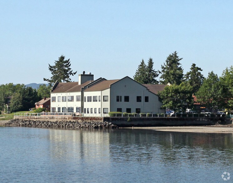 More Photos Of 9226-9230 Bayshore Dr NW, Silverdale Office For Lease