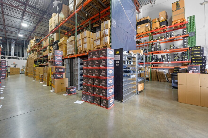 More Photos Of 1701-2089 NW 87th Ave, Miami Warehouse For Lease