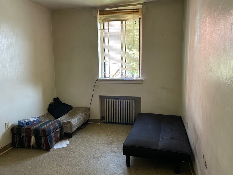 More Photos Of 1115 6th Ave, Beaver Falls Apartments For Sale